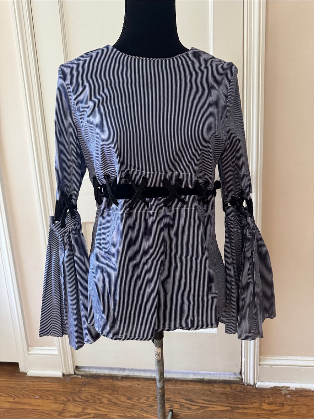 Striped Black-Trim Long Bell Sleeve Top Y2K